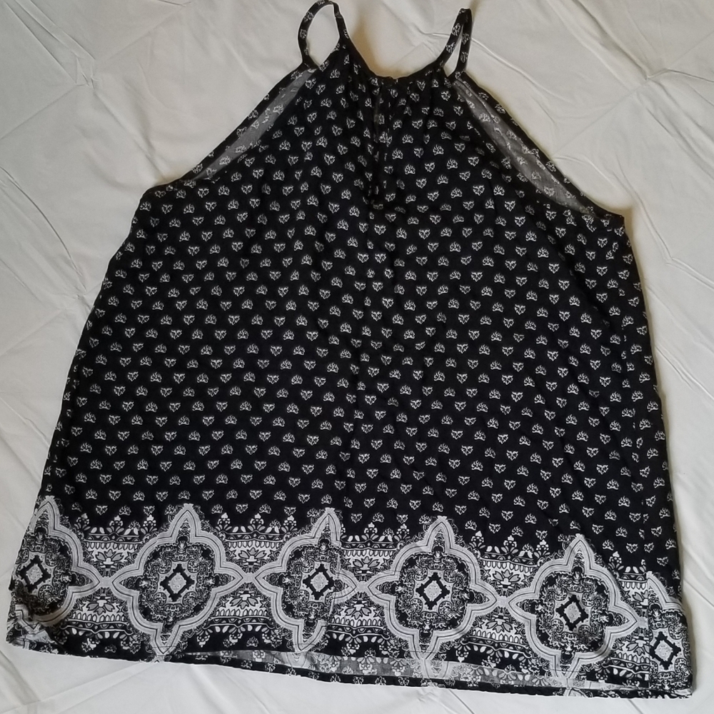 Mossimo Patterned Top - Picture 4 of 4